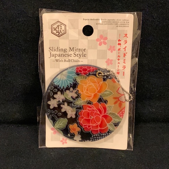 Sliding Mirror Japanese Style with chain NWT - Picture 1 of 3